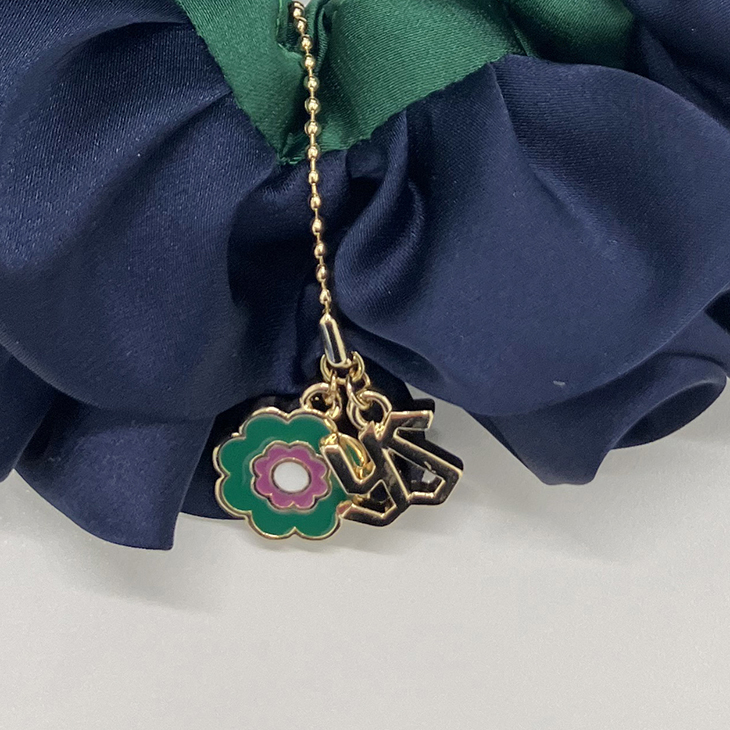 ⭐︎さくら⭐︎acca フラワーシュシュ・ピーコックグリーンマシュマロシュシュ ⭐︎さくら様専用⭐︎acca フラワーシュシュ・ピーコックグリーン