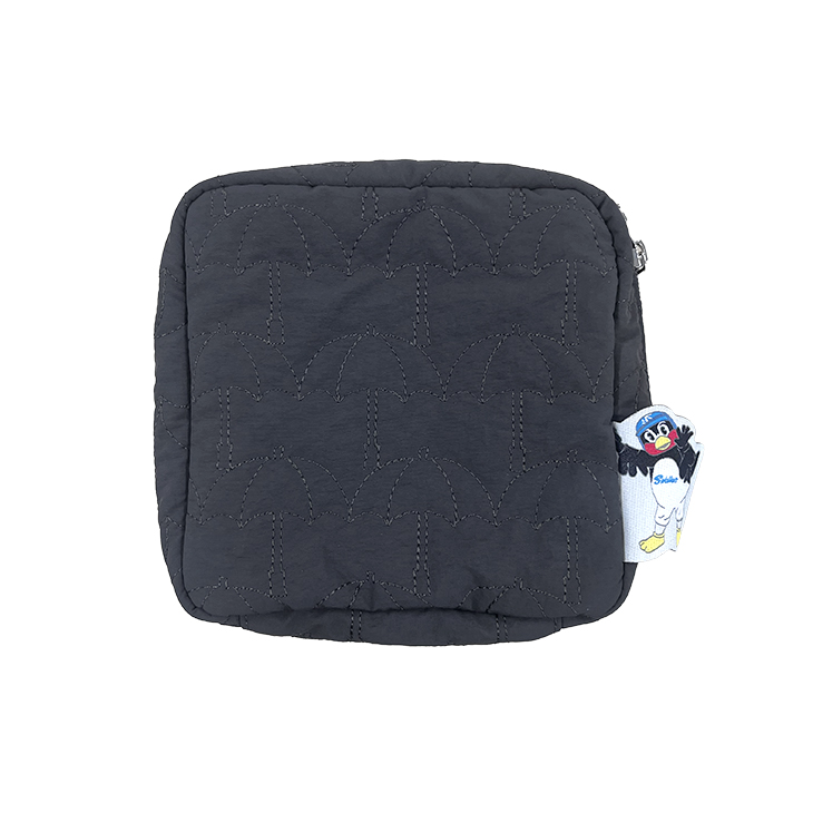 傘キルティングフラットポーチ（2色）